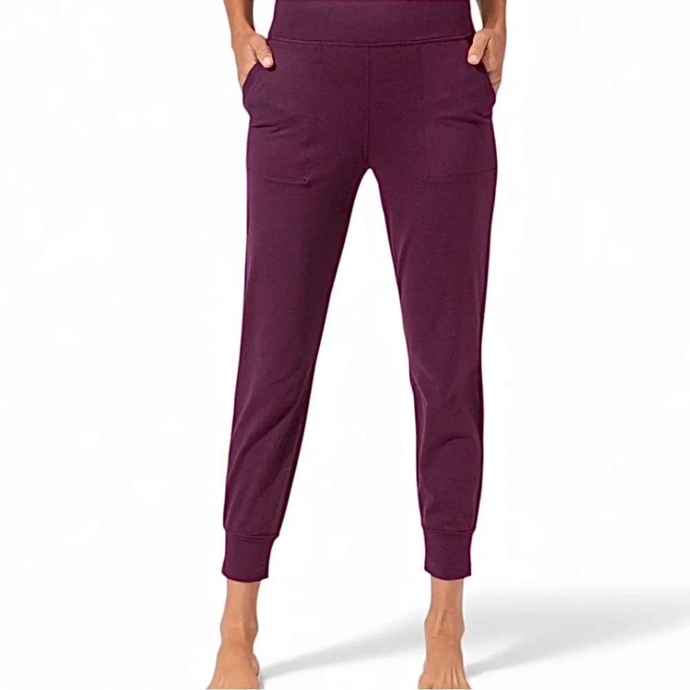 Threads For Thought High Rise Amaranth Lydia Performance Jogger Size Medium NWOT - Picture 1 of 16